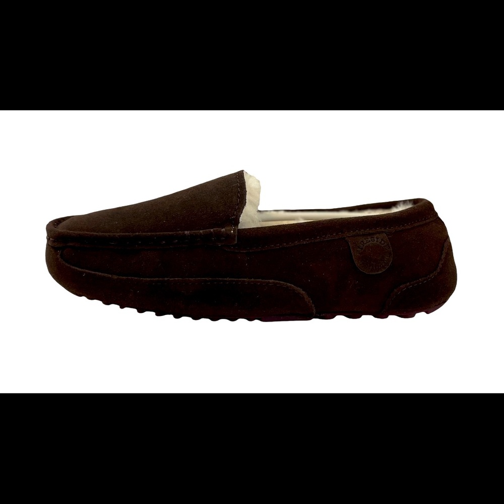 FIRESIDE BY DEARFOAMS Men's Genuine Shearling Moccasin Brown - Size 10 NEW - Picture 1 of 8